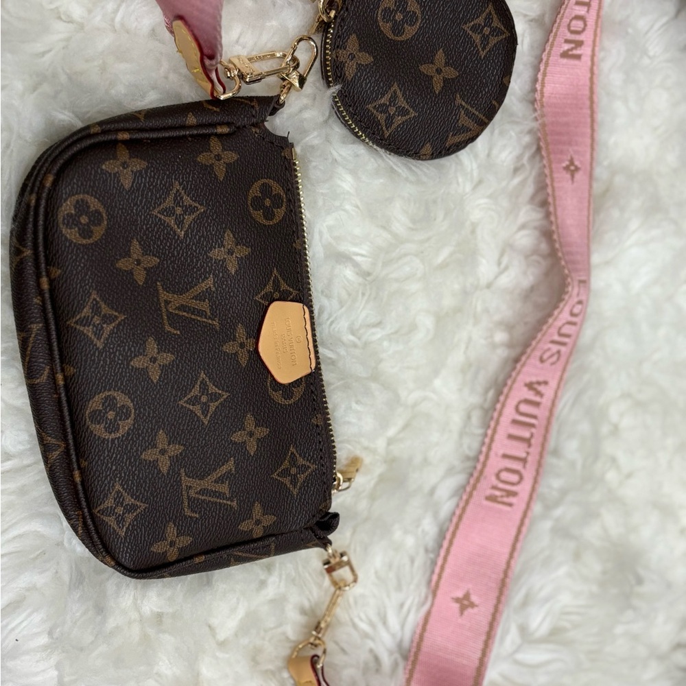 Louis Vuitton Monogram Crossbody with Pink Strap
